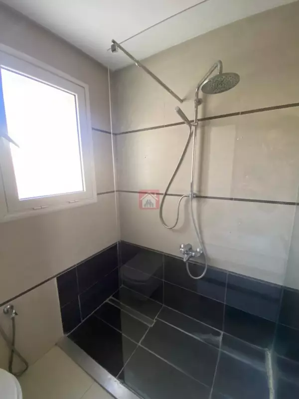 Appartement S3 avec Vue sur Lac dans une Petite Résidence