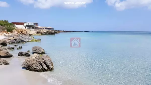 Terrain à Vendre à Kélibia la Blanche, pieds dans l'eau