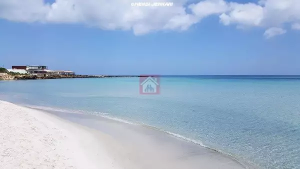 Terrain à Vendre à Kélibia la Blanche, pieds dans l'eau