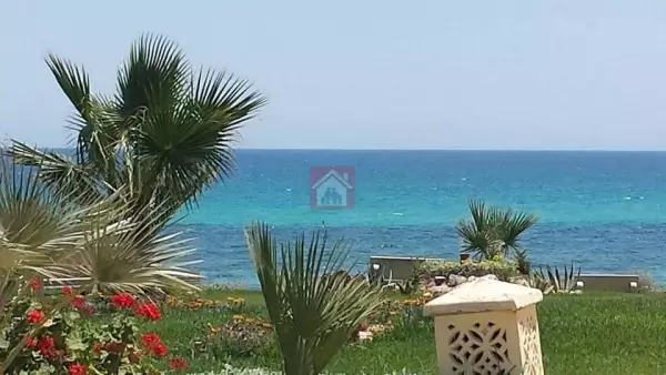 Terrain à Vendre à Kélibia la Blanche, pieds dans l'eau