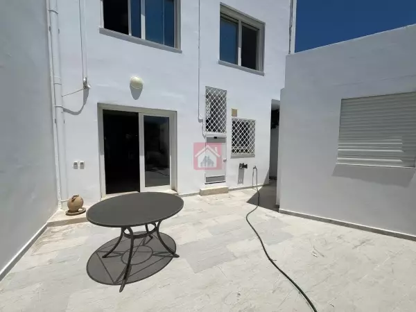 Villa 6 pièces jumelée à jardins de Carthage