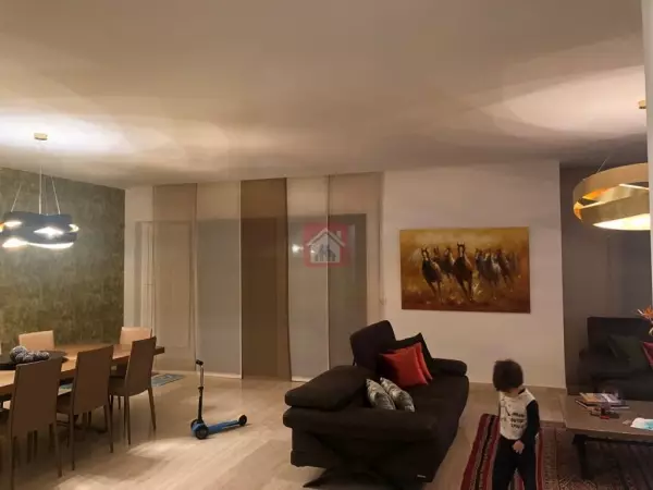 Bel Appartement S3 à Vendre au Lac 2