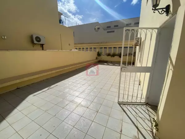 Appartement S2 à Louer Vide au Lac 2