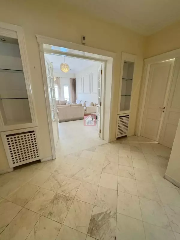 Élégant Appartement Vue Époustouflante sur le Lac