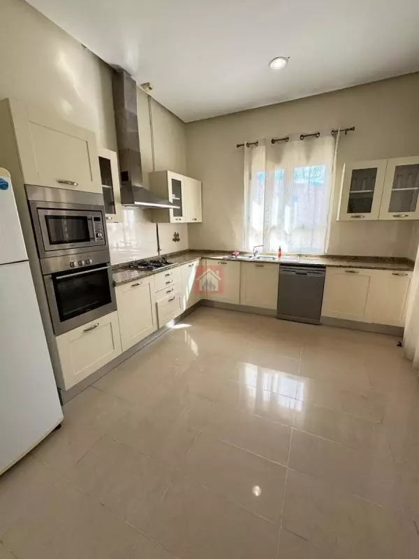 Élégant Appartement Vue Époustouflante sur le Lac