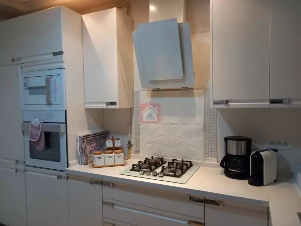 Appartement à Louer S3 Meublé au Lac 2