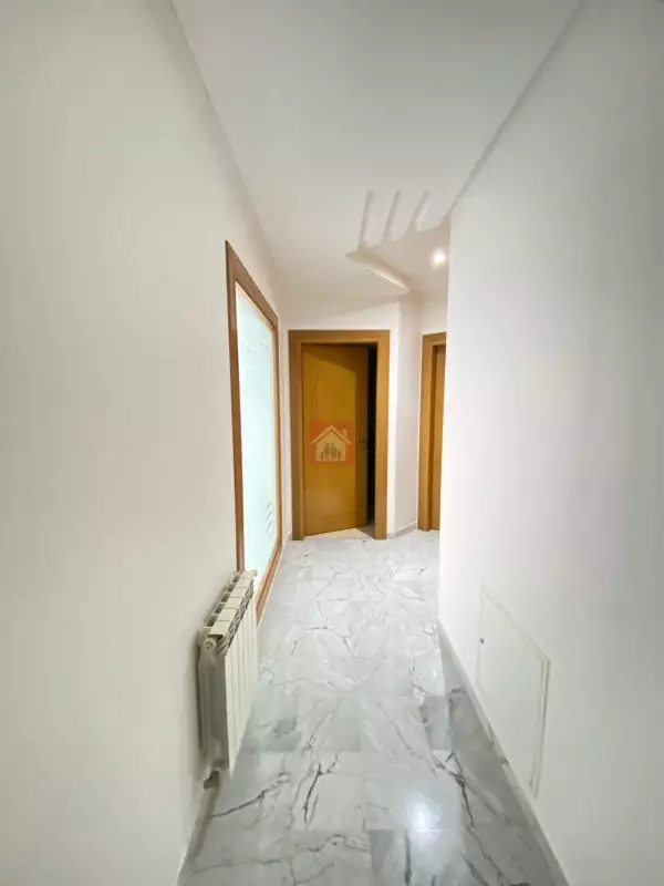 Appartement S2 vide à Louer au Lac 2