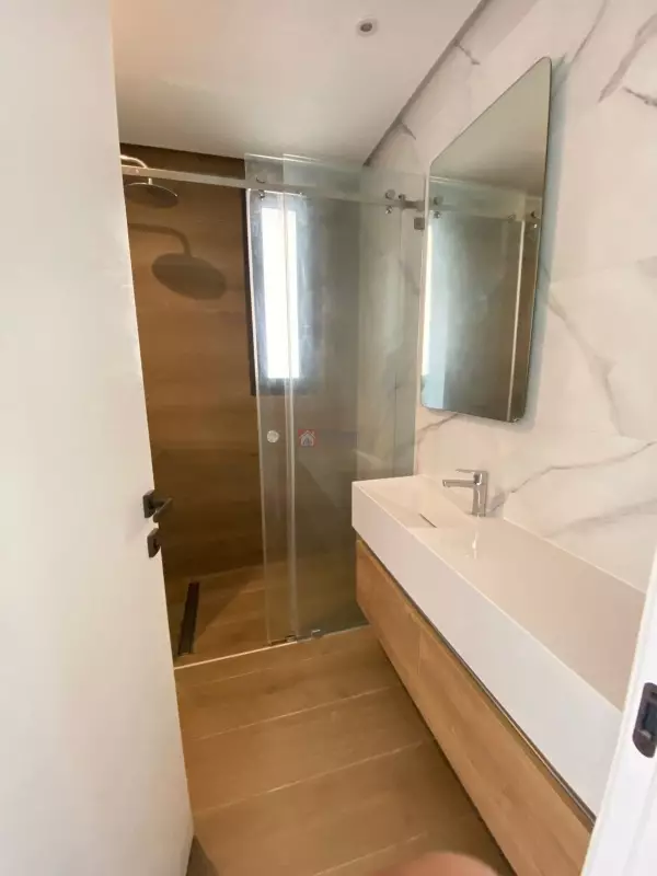 Appartement S3 Vide à Louer à Jardin de Carthage