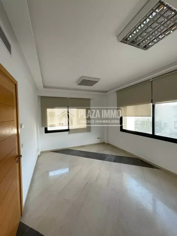 À louer Appartement neuf à usage bureautique Lac 1