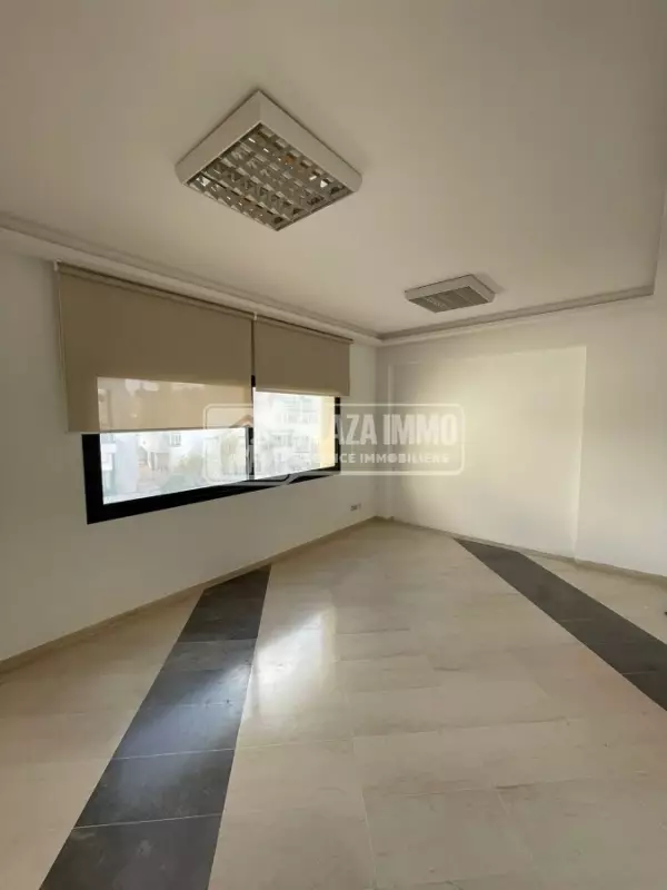 À louer Appartement neuf à usage bureautique Lac 1