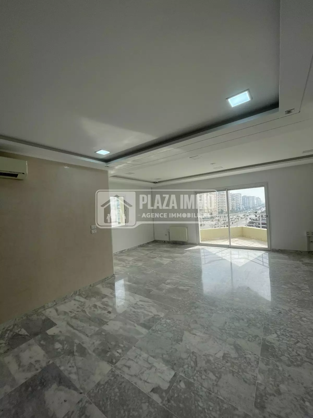 A Louer un Bel appartement S3 Lac2