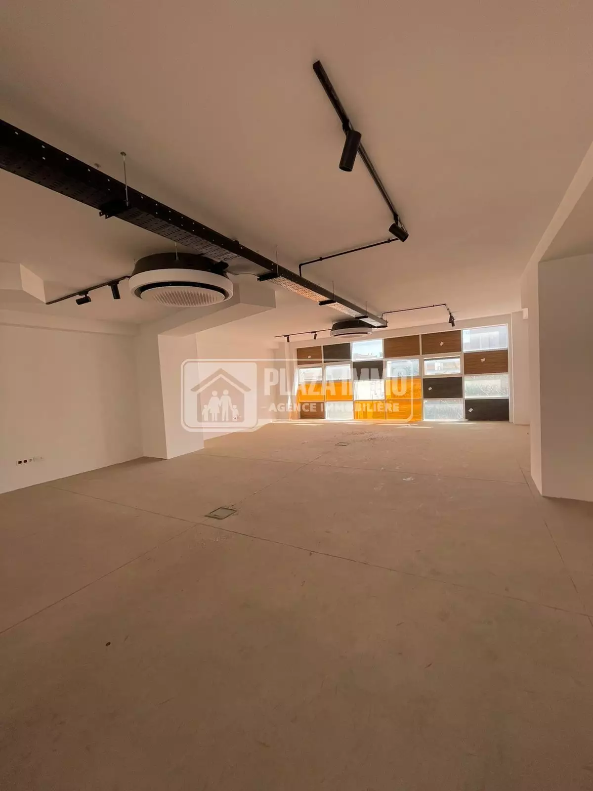 A Louer Open Space Lac2