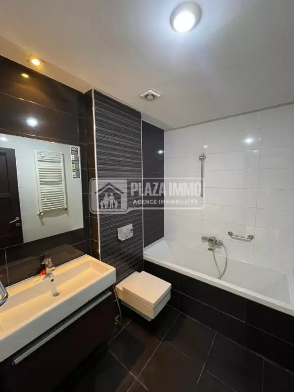 À louer – Appartement S+3 Meublé au Lac 2