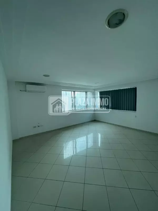 A Louer bureau S2 Lac 2