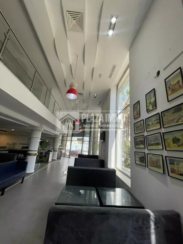 À louer – Fond de commerce Restaurant en gérance libre au Lac 2