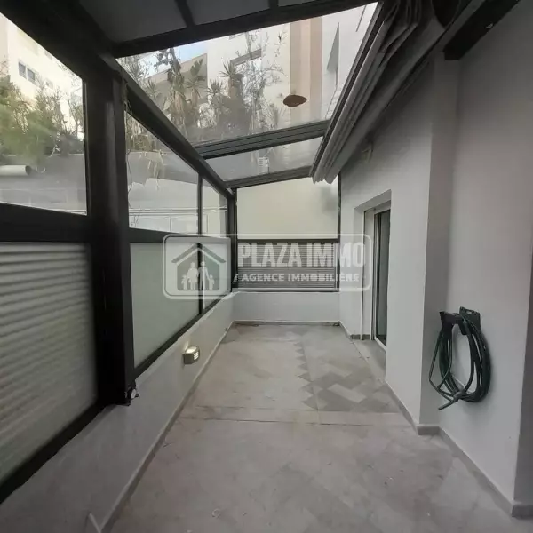 A louer S+2 au lac 2