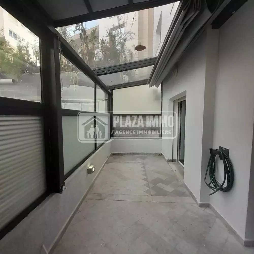 A louer S+2 au lac 2