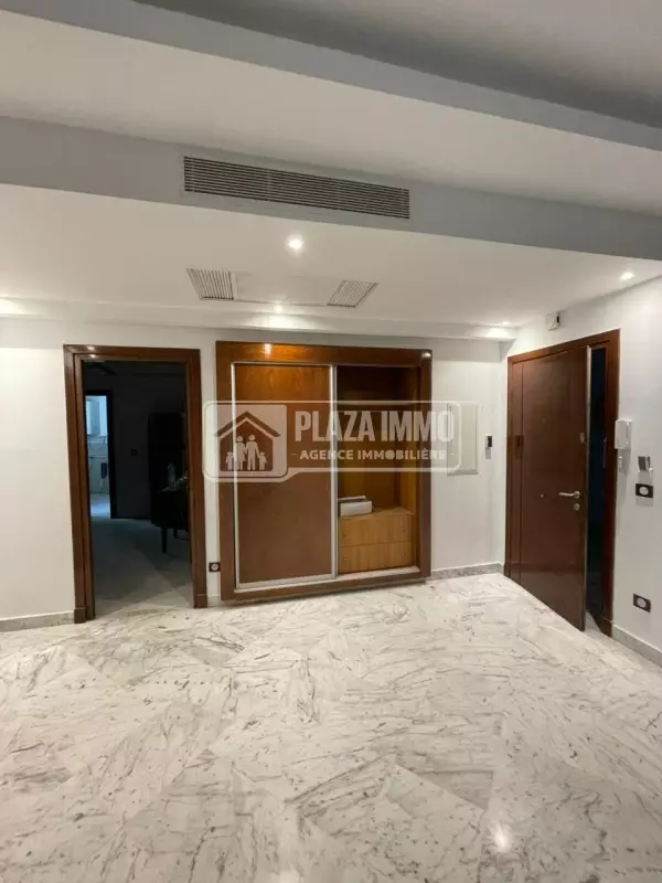 A louer S+2 au lac 2