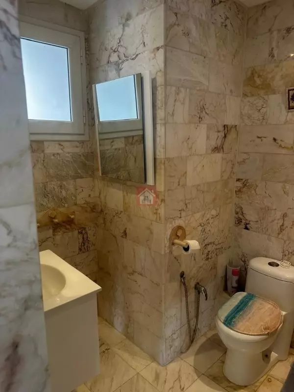 Bel appartement à louer S2 meublé vue sur mer au Kram