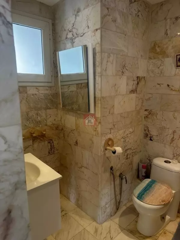 Bel appartement à louer S2 meublé vue sur mer au Kram