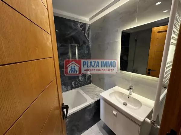 A LOUER S2 AUX JARDINS DE CARTHAGE