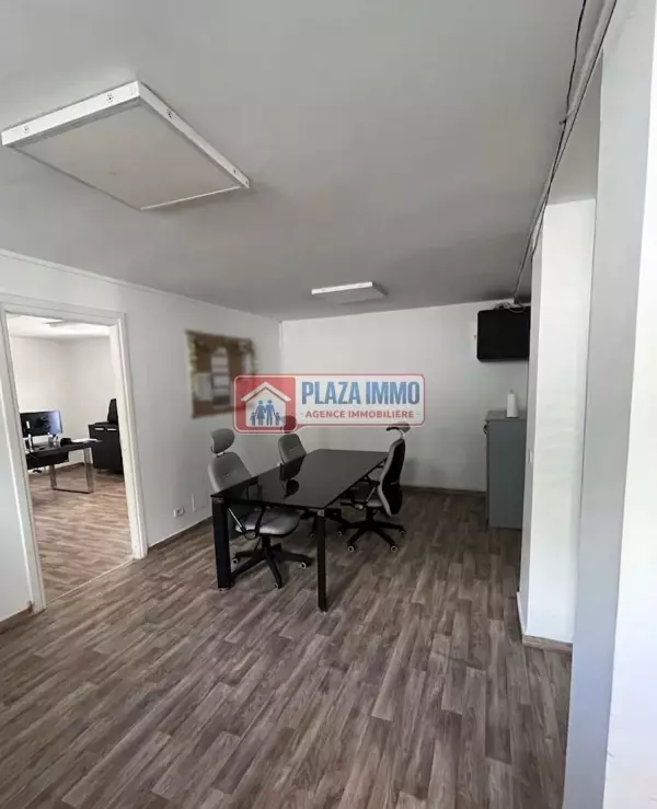 A louer Etage de villa Bureautique au Lac2