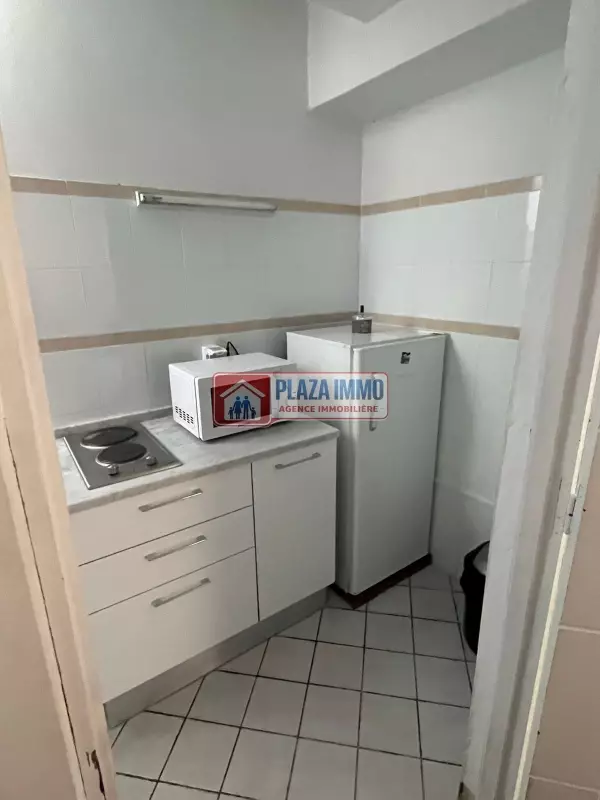 A louer Etage de villa Bureautique au Lac2