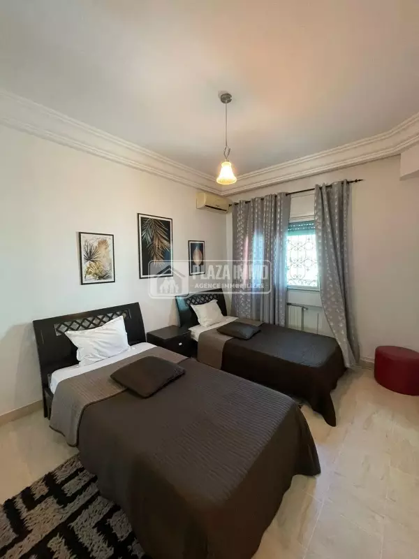 A vendre Triplex au Lac 2