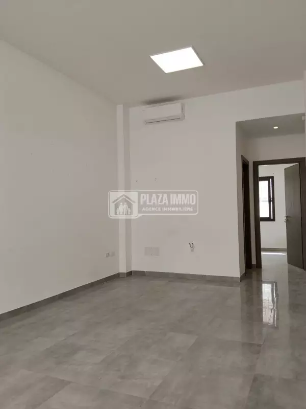 A Louer Un Local Bureautique