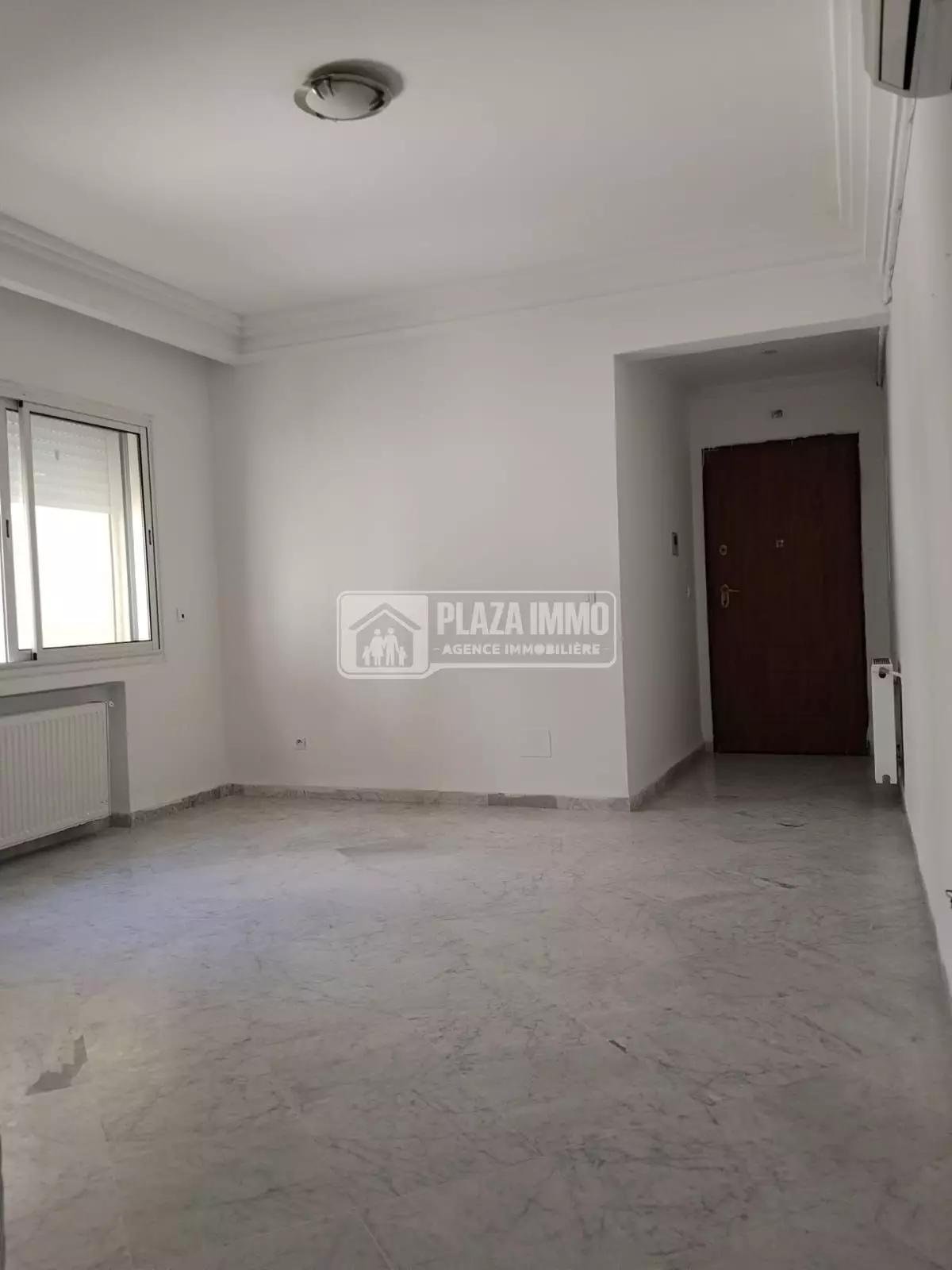 A Louer un appartement S+1 au Lac 2