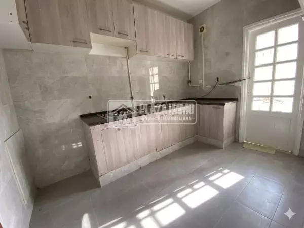 A Louer Appartement S+2 Vide Au Lac 1