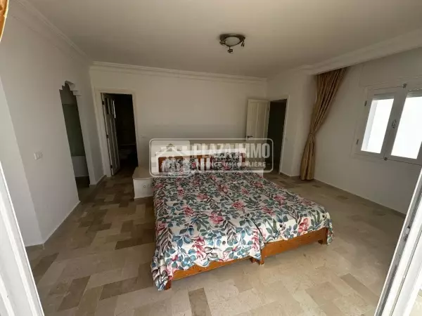 A VENDRE UNE SUPERBE VILLA A KELIBIA