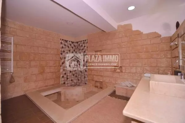 Authentique Villa à Vente à Hammamet Nord