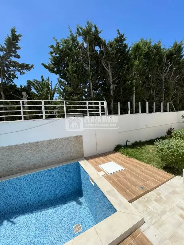 A louer Villa avec piscine Lac 1