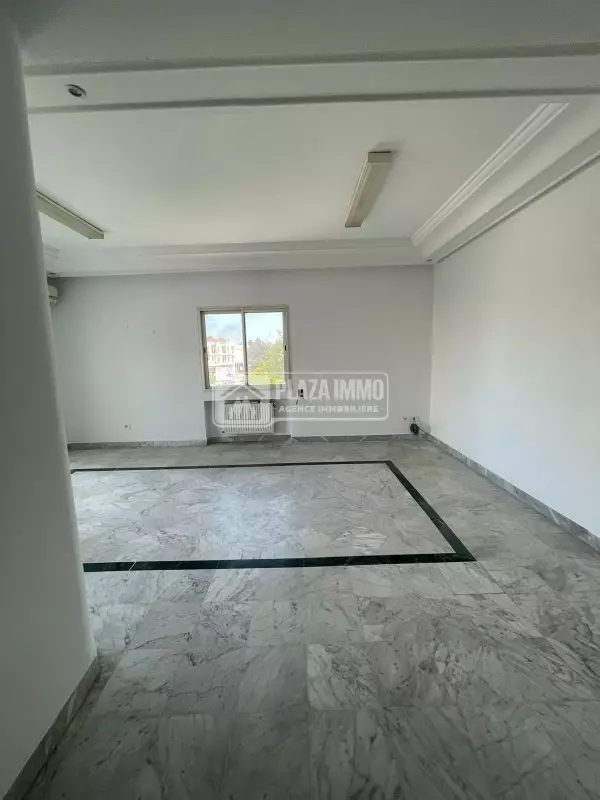 A Louer appartement el Aouina