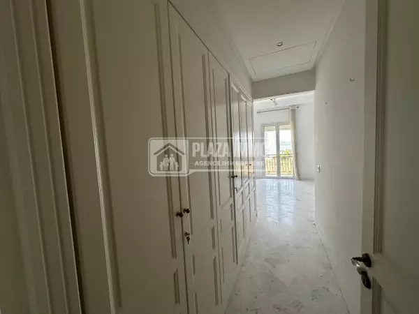 A VENDRE UN MAGNIFIQUE APPARTEMENT S3 AU LAC2