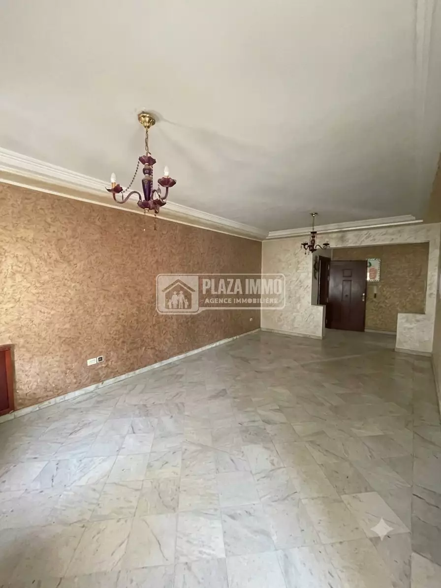 à vendre appartement S3 à l'aouina