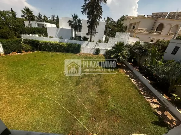 A VENDRE VILLA HAUT STANDING NORD HILTON