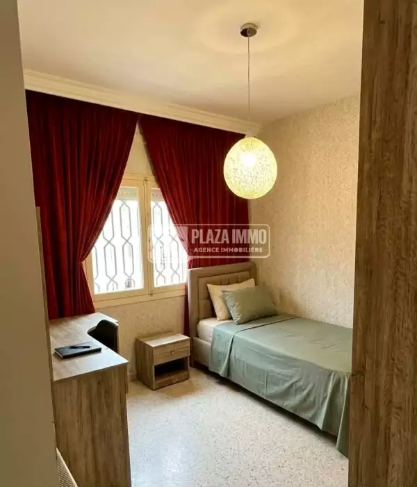 A vendre appartement S+3 à L'aouina Cité les palmerais