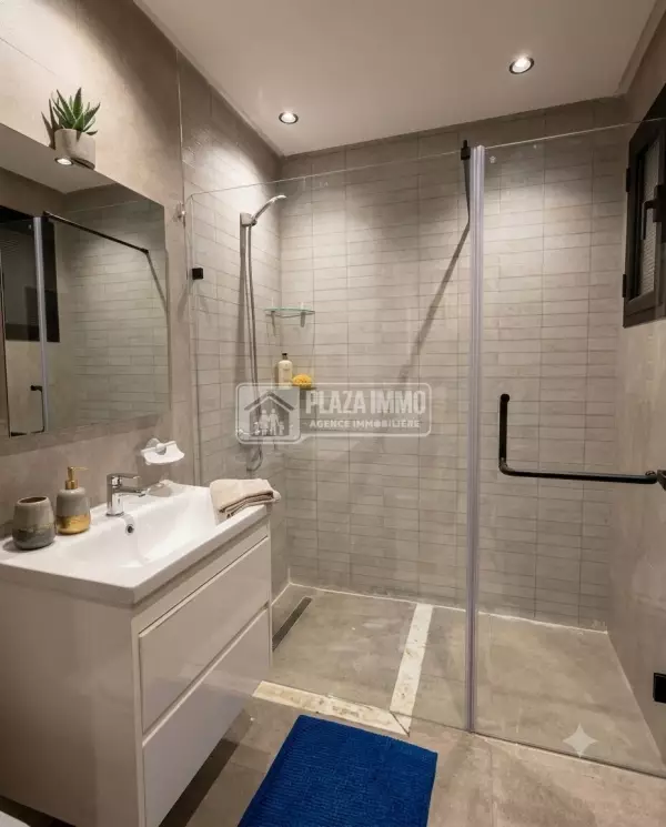 Appartement S2 à Cité les palmerais