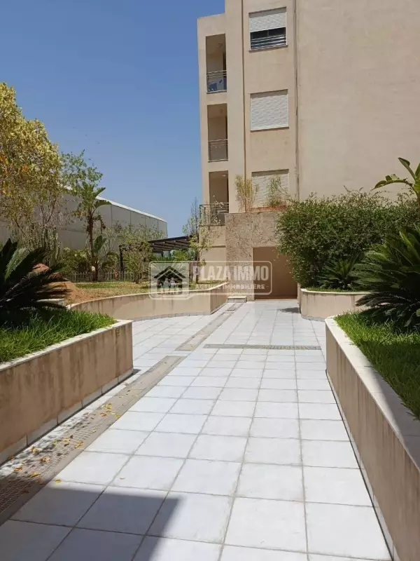 EN ECLUSIVITE : A vendre un sublime S2 au RDC au Lac2