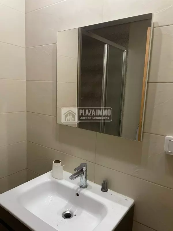EN EXCLUSIVITE : A VENDRE UN MAGNIFIQUE S2 AU RDC LAC2