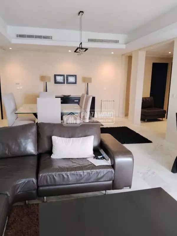 A Louer Un appartement S+4 Lac 2
