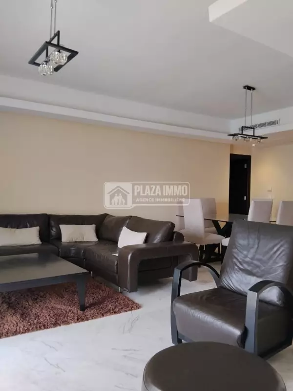 A Louer Un appartement S+4 Lac 2