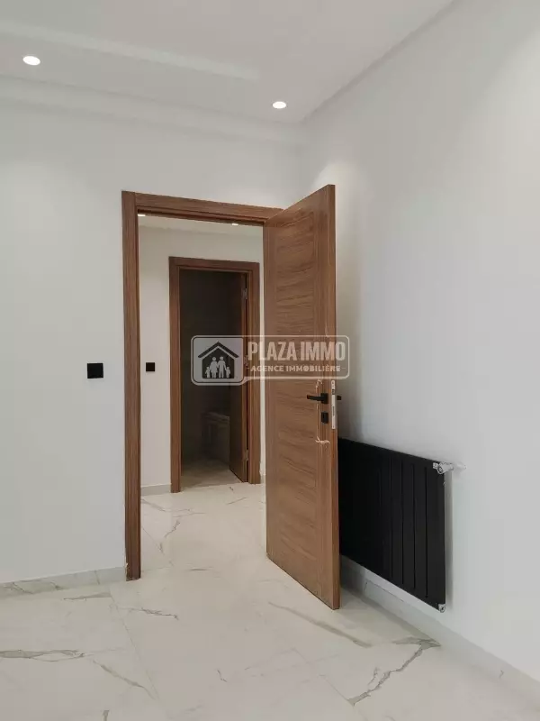 A Vendre Des Appartements S+2/S+3 à Jardins Dee Carthage