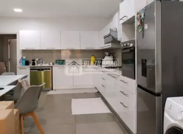 A louer Un Duplex S+4 Meublé au lac2