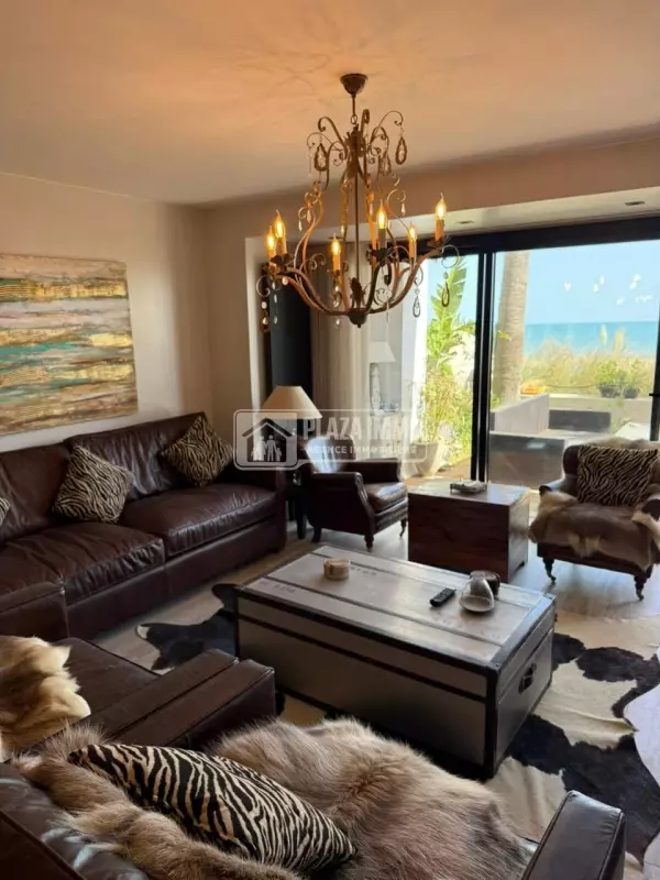 A VENDRE OU A LOUER BEL APPARTEMENT MARSA CUBE AVEC VUE SUR MER