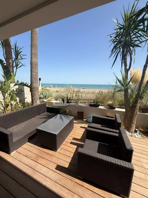 A VENDRE OU A LOUER BEL APPARTEMENT MARSA CUBE AVEC VUE SUR MER