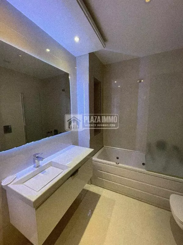 A Louer Appartement S3 meublé lac 2