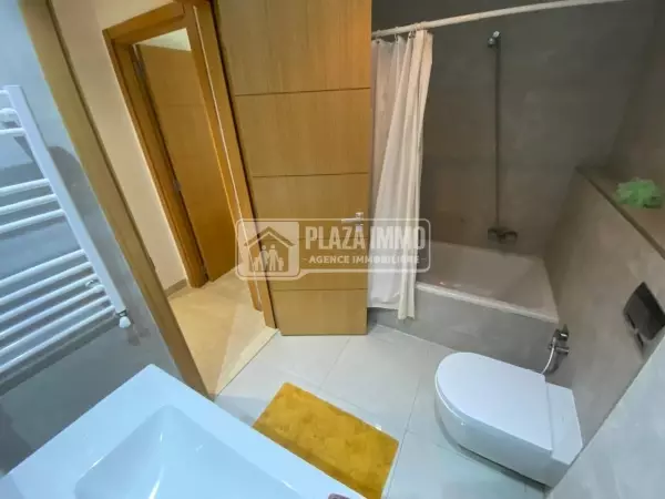 A louer un appartement S+3 meublé au lac 2
